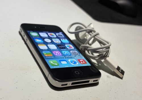 Apple iphone 16gb unlocked - iphone,