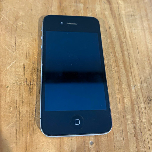 Apple iphone a1387 8gb black - 4,